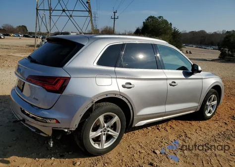 2021 Audi Q5 Premium z USA, uszkodzony, nr VIN WA1AAAFY9M2003553
